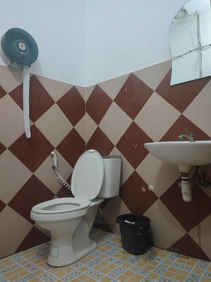 Vernice Backpacker Hostel Vientiane Pokoj fotografie